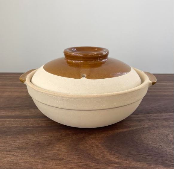 claypot brown 19cm with lid